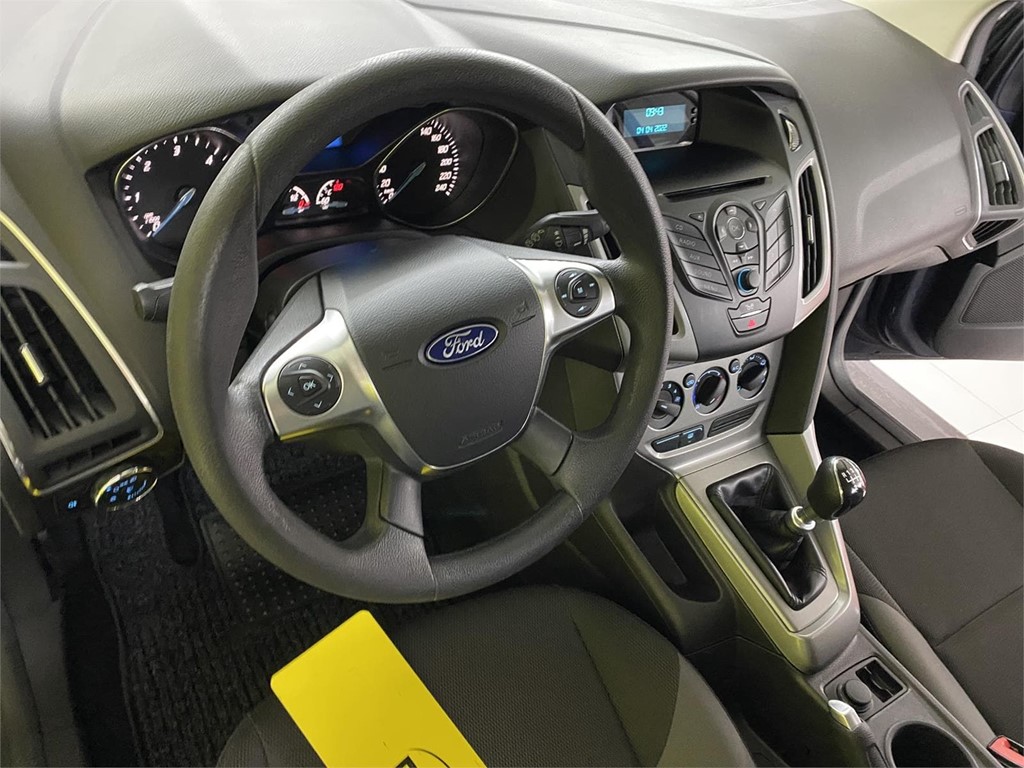 Foto 8 FORD FOCUS 