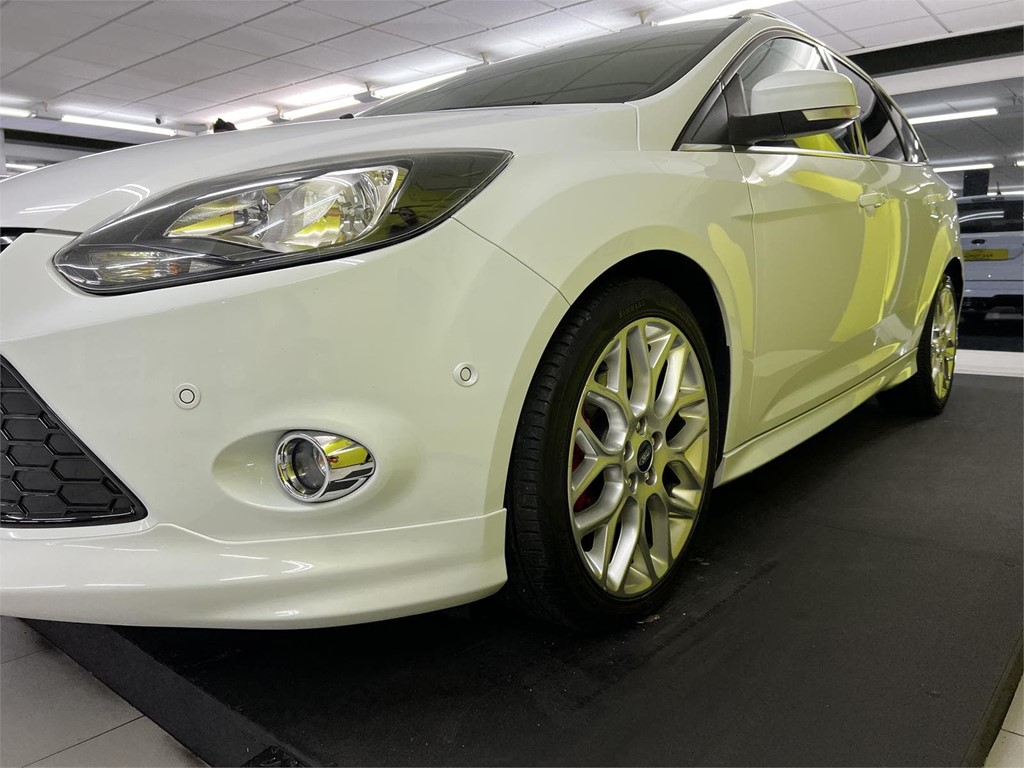 Foto 11 FORD FOCUS 