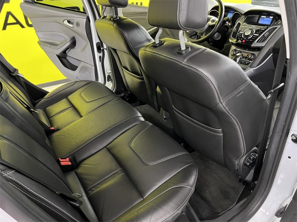 Foto 30 FORD FOCUS 