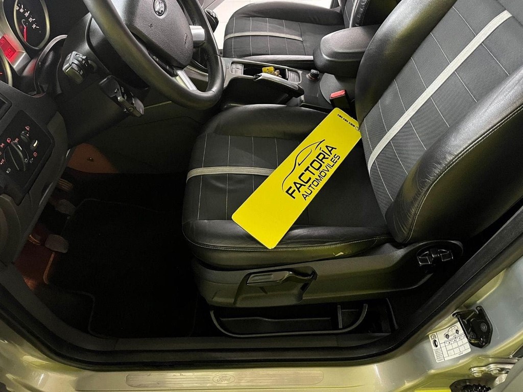 Foto 16 FORD KUGA 