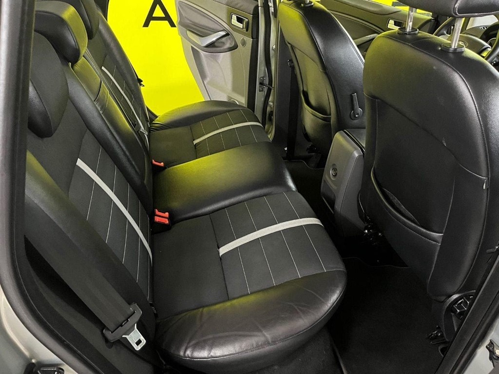 Foto 41 FORD KUGA 