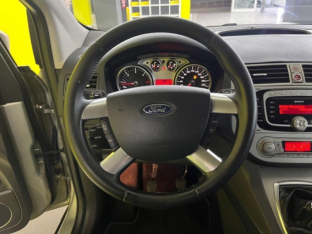 Foto 44 FORD KUGA 