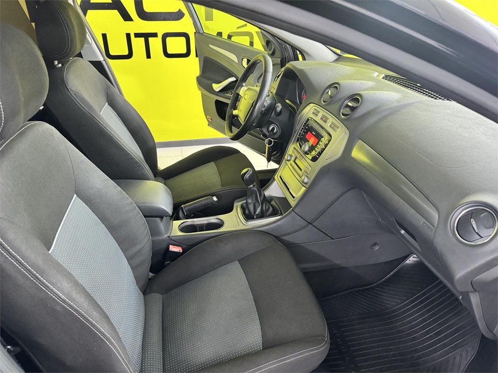 Foto 18 FORD MONDEO