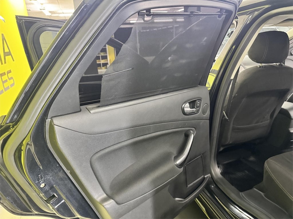 Foto 39 FORD MONDEO