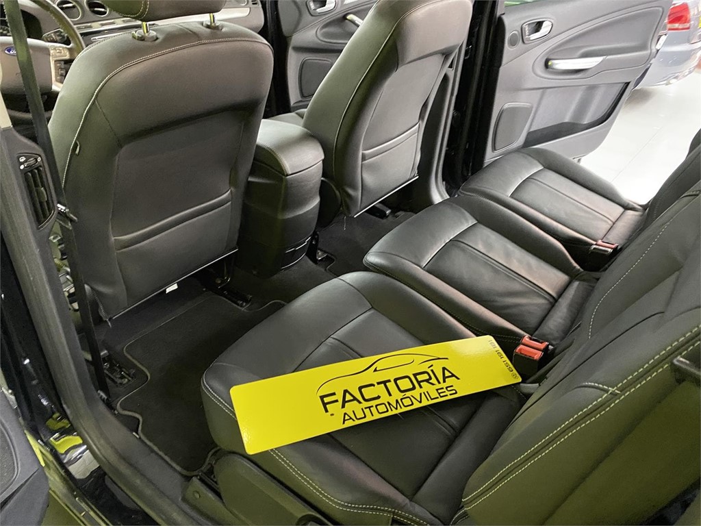 Foto 15 FORD SMAX