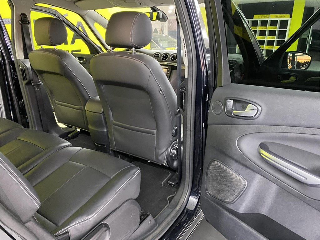 Foto 22 FORD SMAX