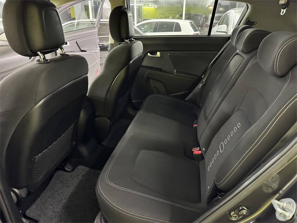 Foto 24 KIA SPORTAGE 