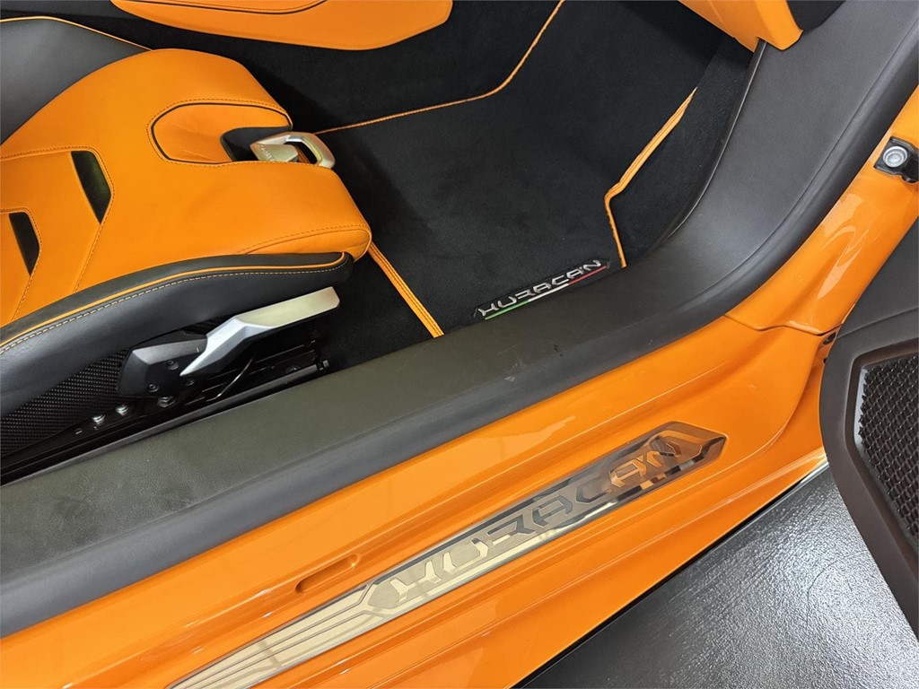 Foto 44 LAMBORGHINI HURACAN