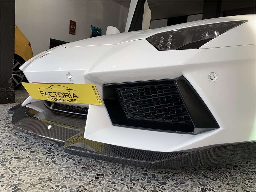 Foto 17 LAMBORGUINI AVENTADOR LP700
