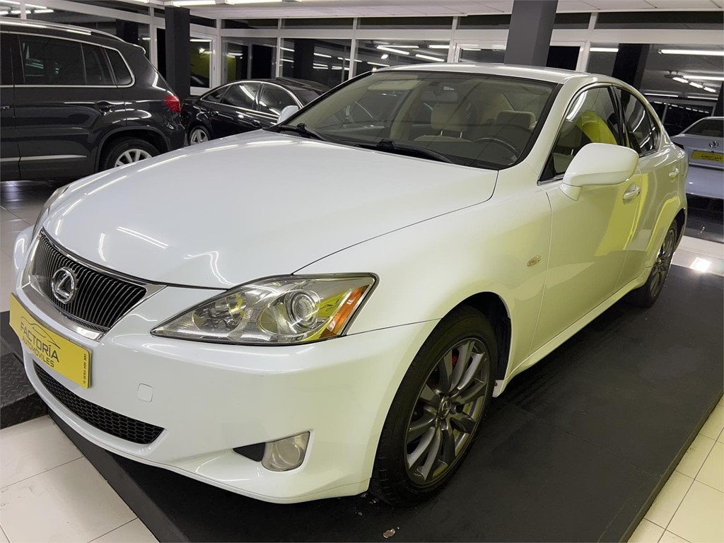 Foto 7 LEXUS IS220