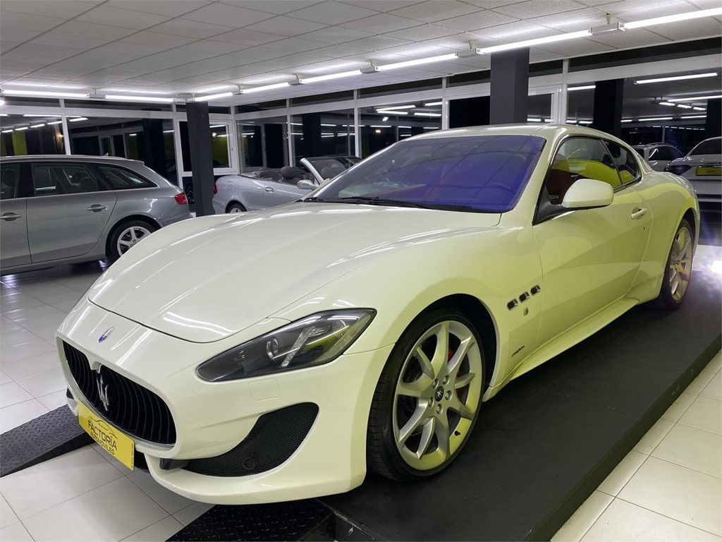 Foto 21 MASERATTI GRANTURISMO