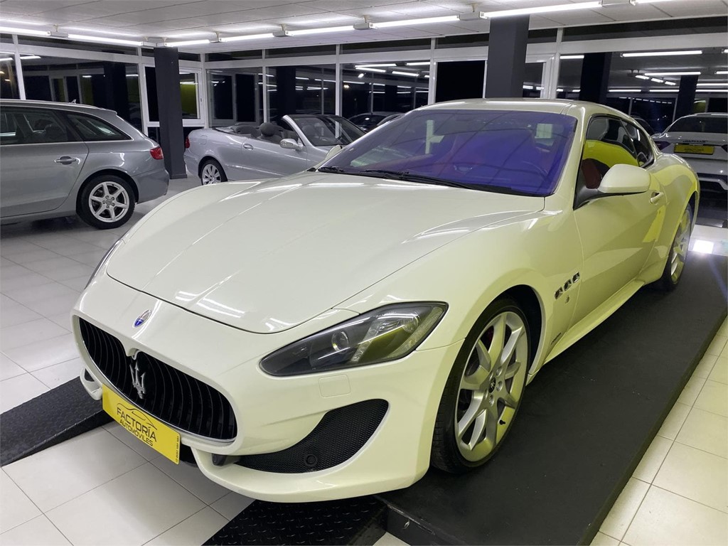 Foto 23 MASERATTI GRANTURISMO
