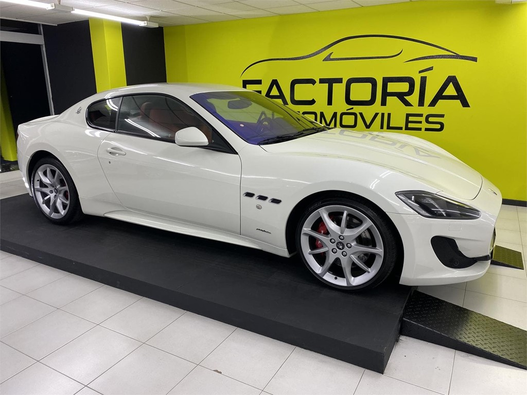 Foto 24 MASERATTI GRANTURISMO