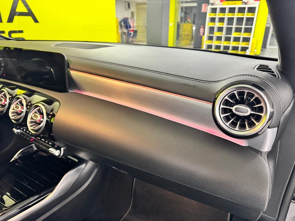 Foto 36 MERCEDES A45 S AMG 4MATIC+