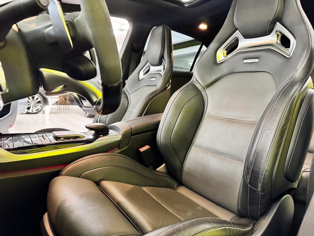 Foto 42 MERCEDES A45 S AMG 4MATIC+