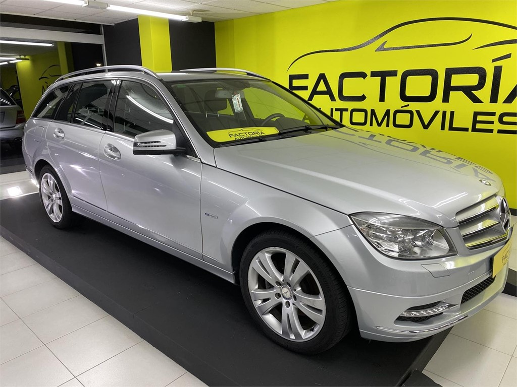 Foto 1 MERCEDES C 220