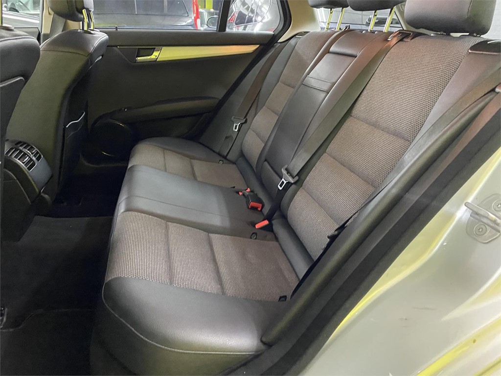 Foto 20 MERCEDES C 220