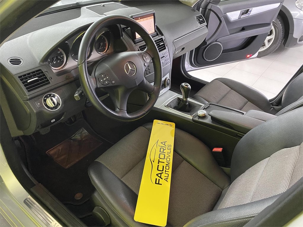 Foto 5 MERCEDES C 220