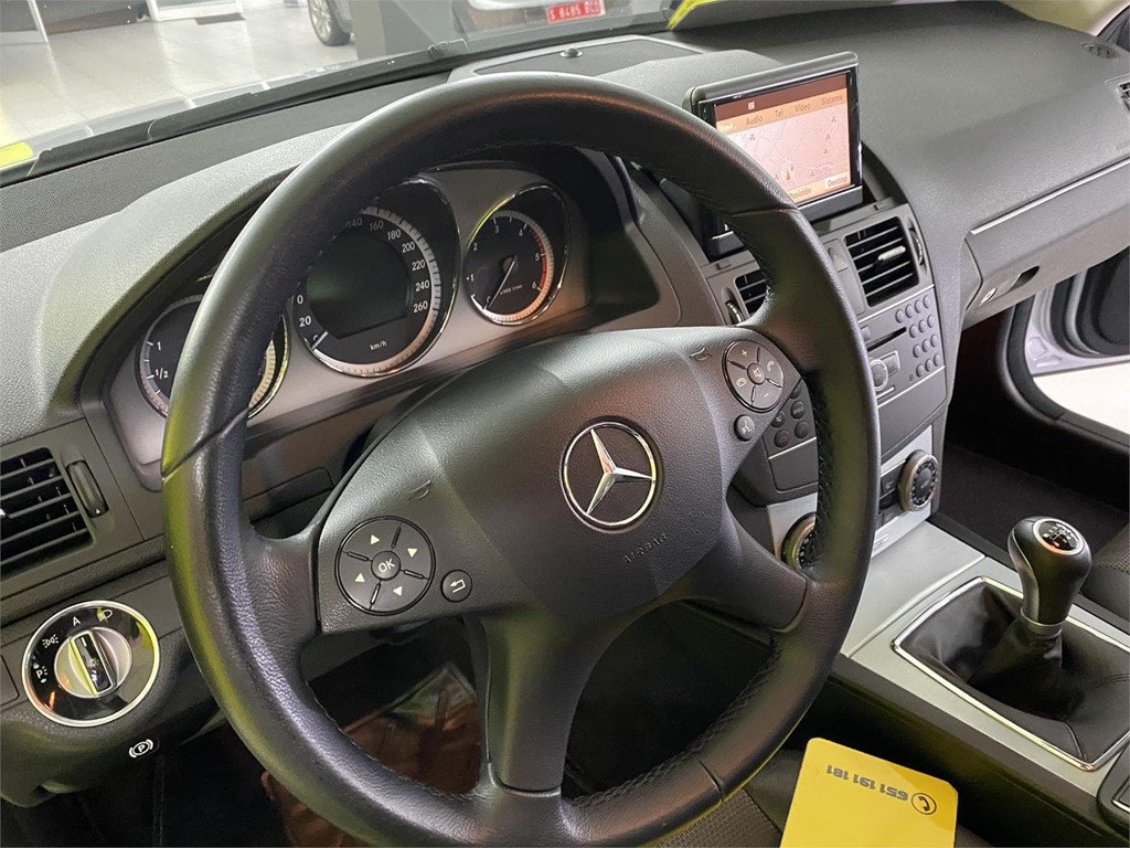 Foto 6 MERCEDES C 220