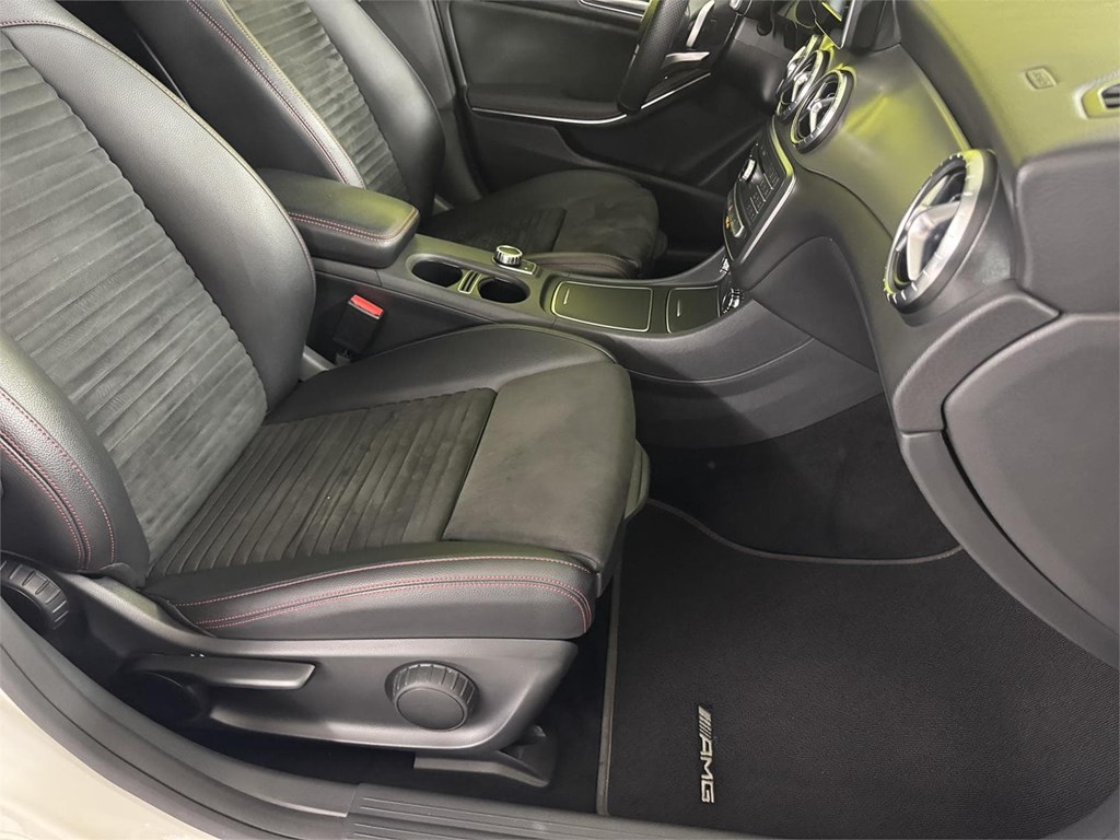 Foto 22 MERCEDES CLA 220 d AMG 