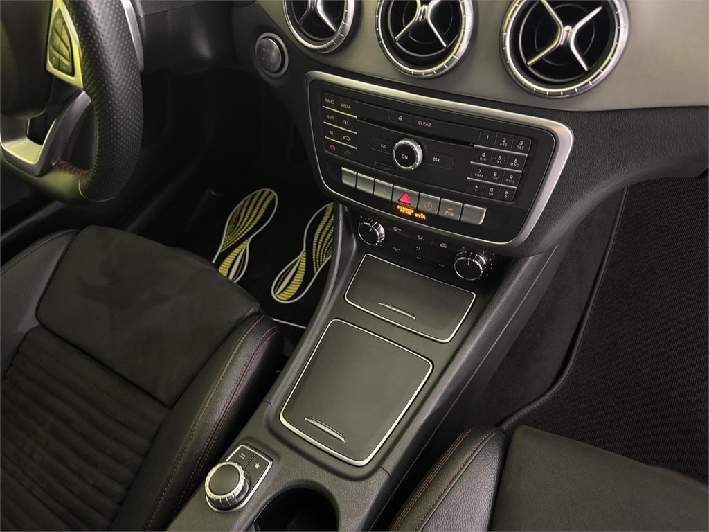 Foto 26 MERCEDES CLA 220 d AMG 