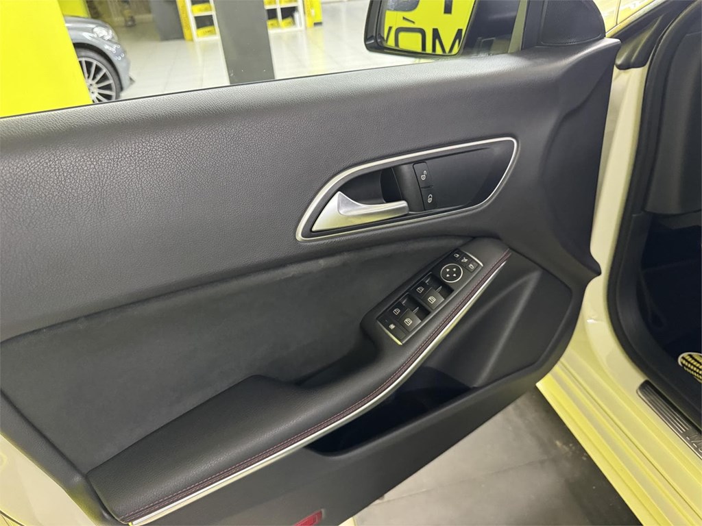 Foto 50 MERCEDES CLA 220 d AMG 