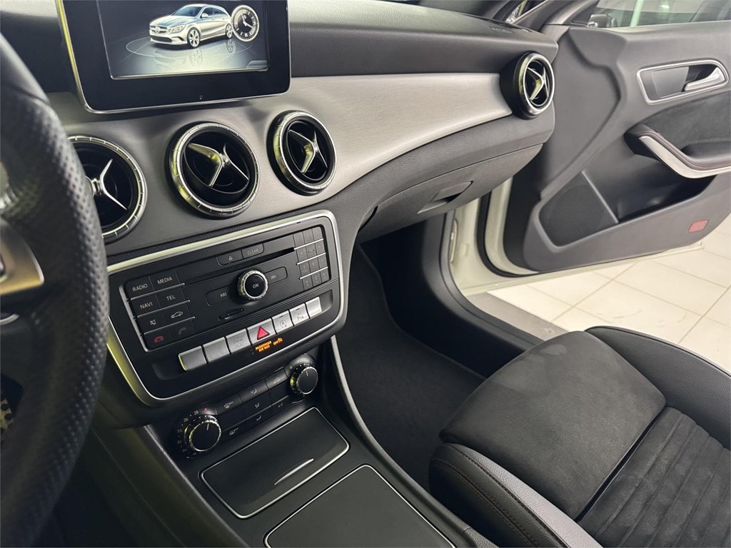 Foto 51 MERCEDES CLA 220 d AMG 