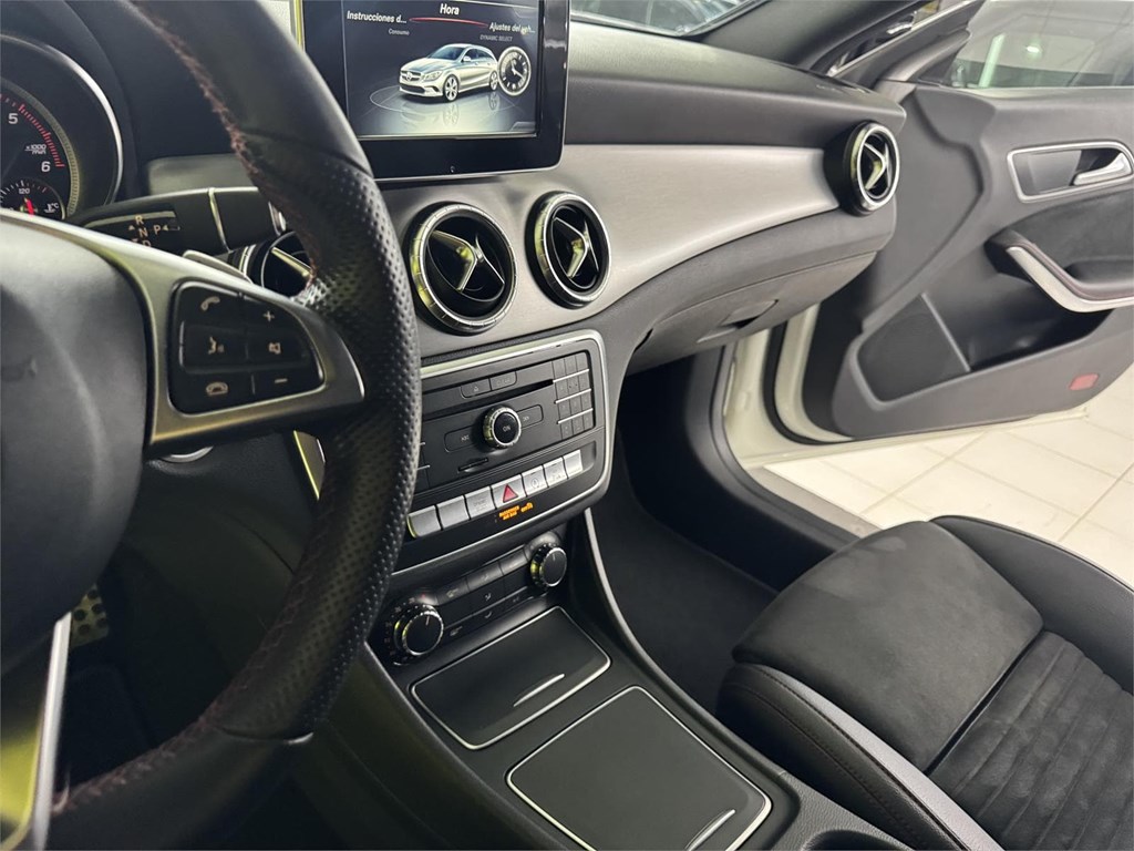 Foto 59 MERCEDES CLA 220 d AMG 