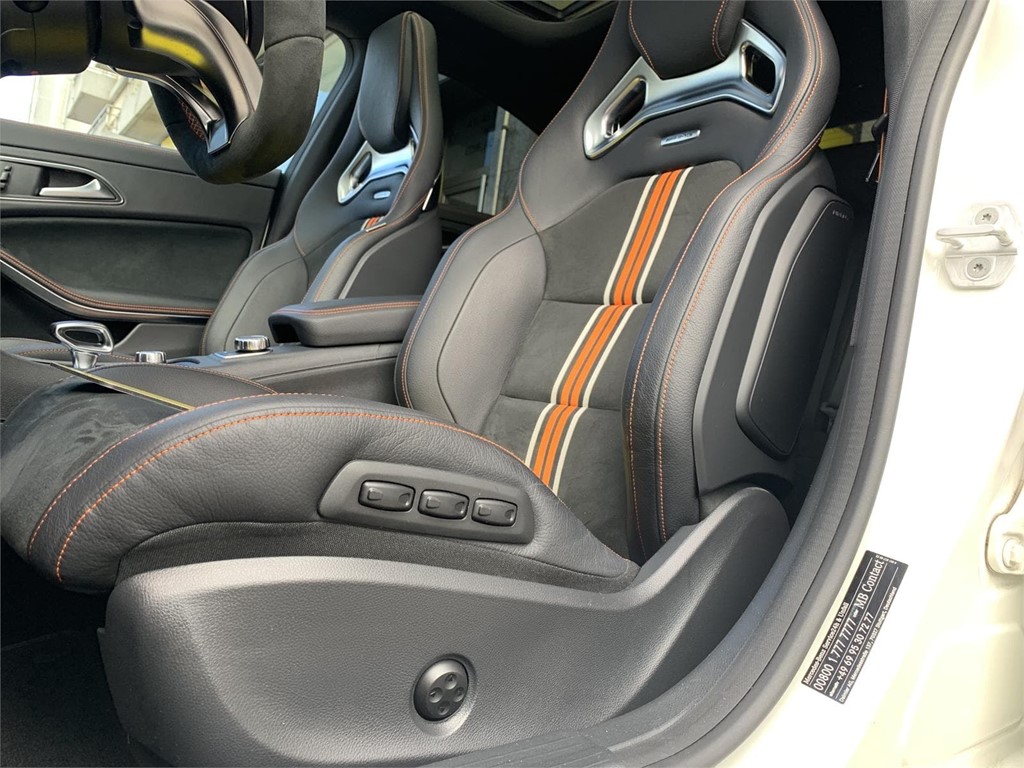 Foto 11 MERCEDES CLA AMG 
