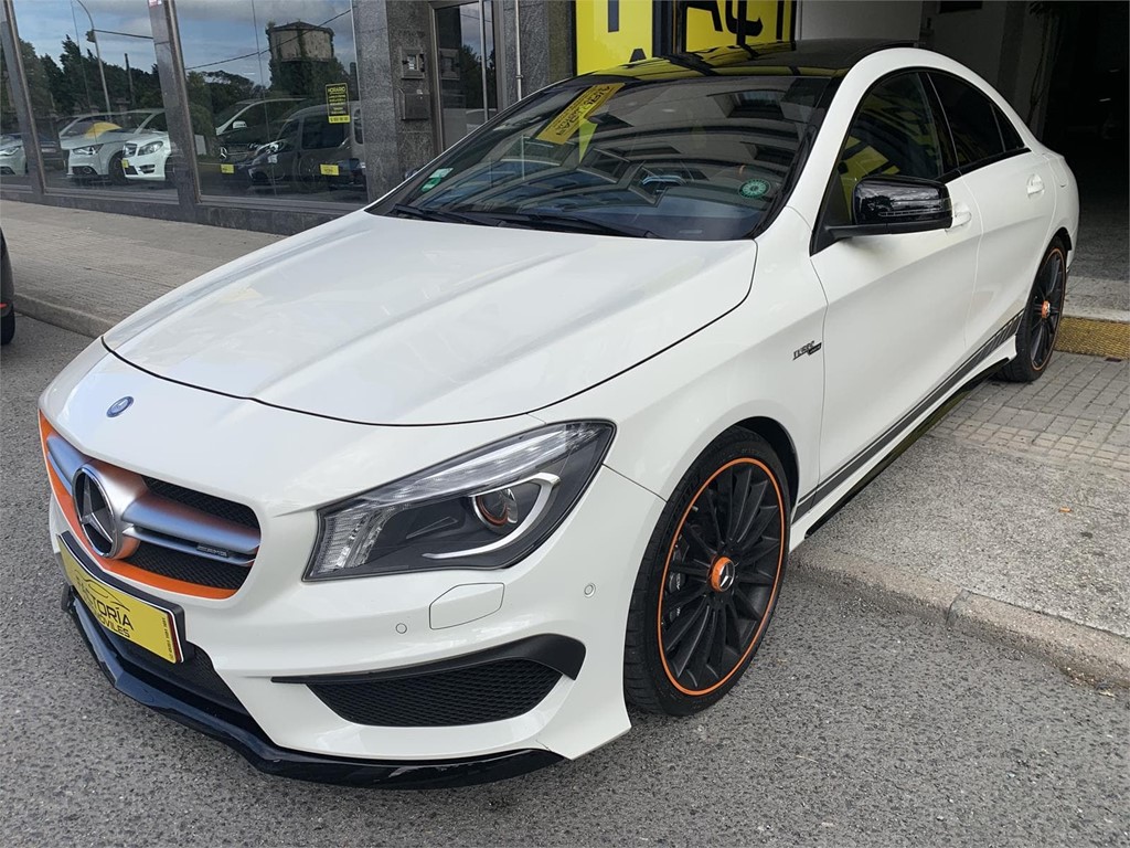 Foto 2 MERCEDES CLA AMG 