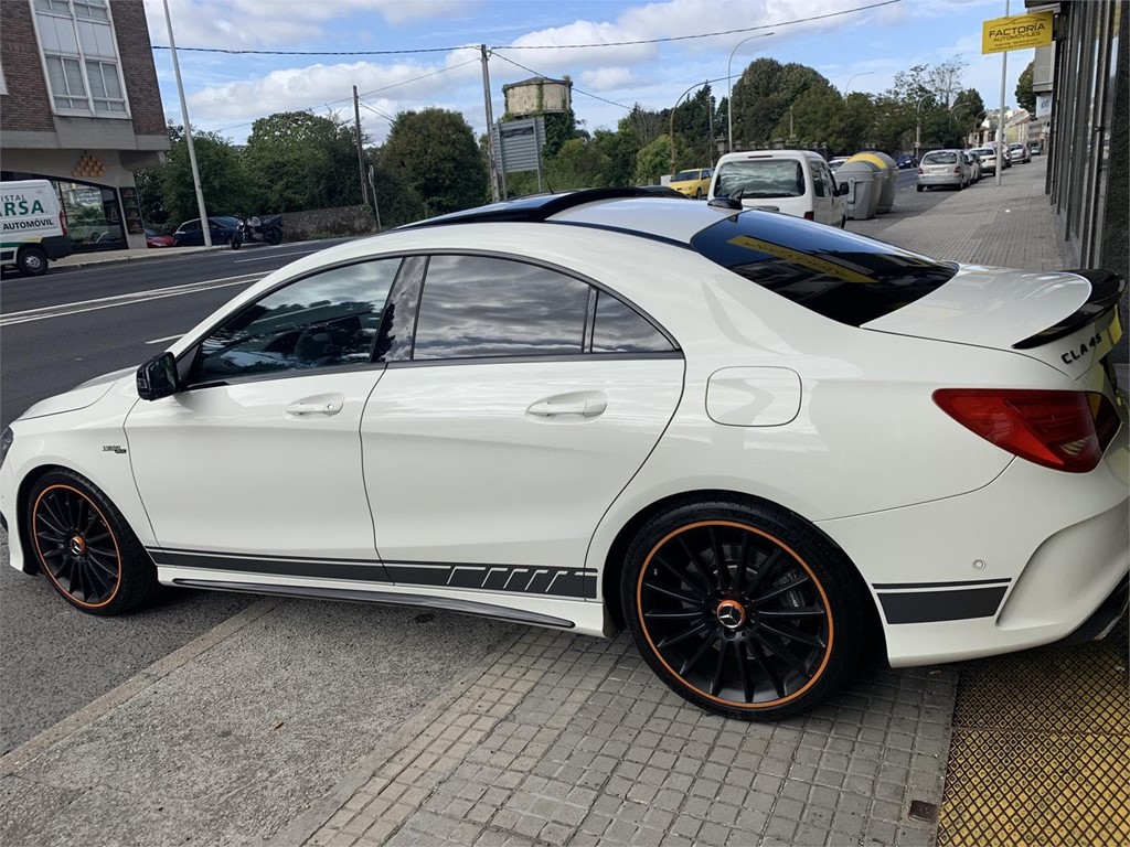 Foto 4 MERCEDES CLA AMG 