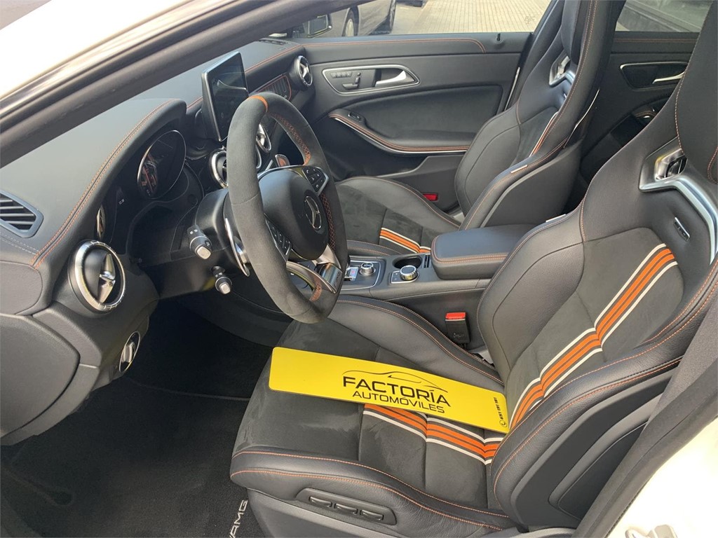 Foto 9 MERCEDES CLA AMG 