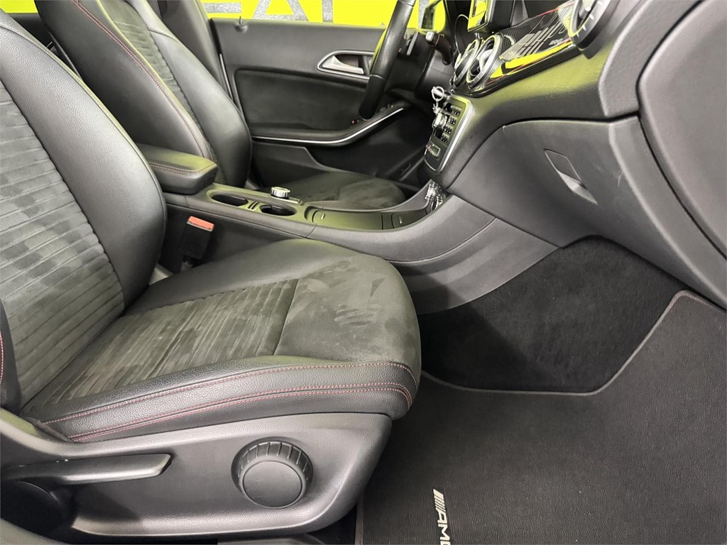 Foto 18 MERCEDES CLA 
