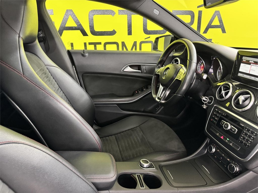 Foto 24 MERCEDES CLA 
