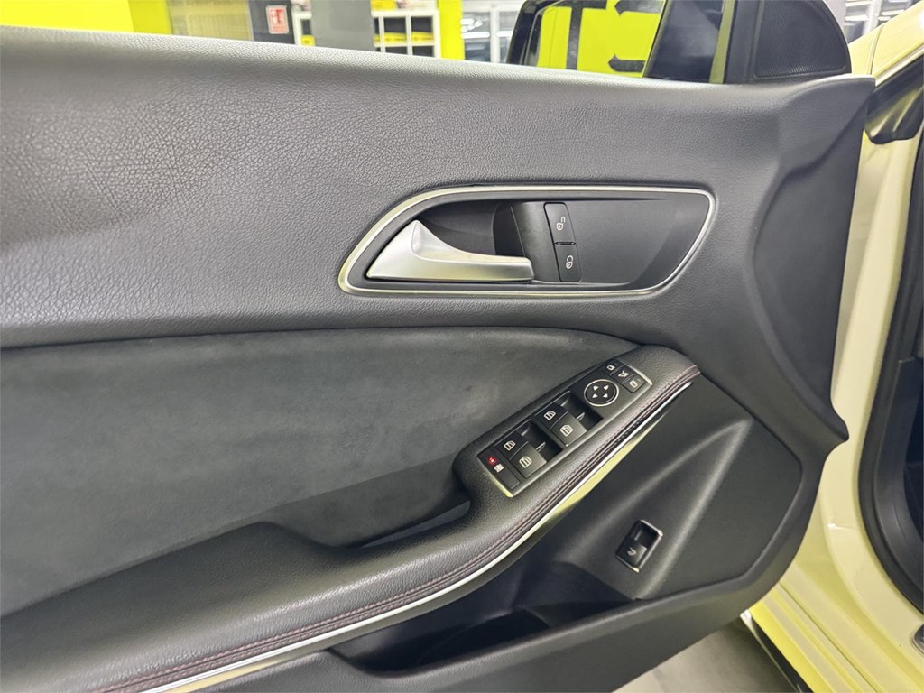 Foto 40 MERCEDES CLA 