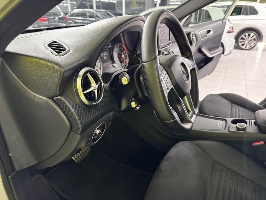 Foto 47 MERCEDES CLASE A