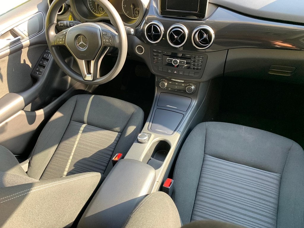 Foto 14 MERCEDES CLASE B 180 SPORT
