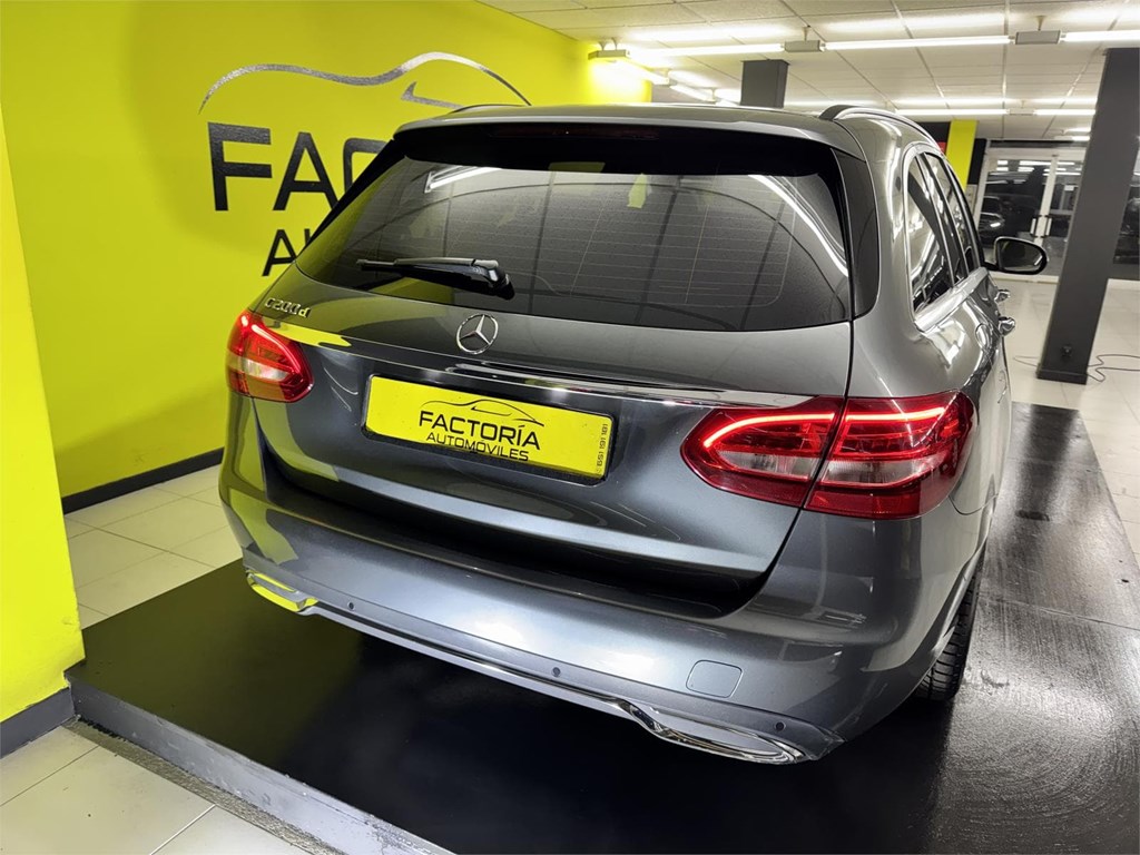 Foto 18 MERCEDES CLASE C