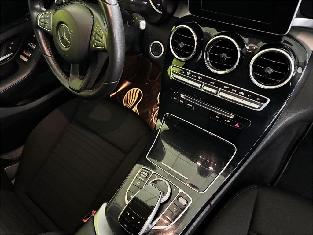 Foto 29 MERCEDES CLASE C