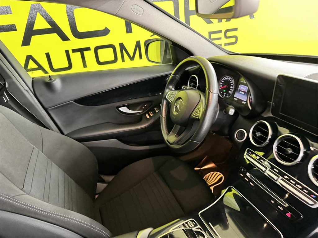 Foto 30 MERCEDES CLASE C