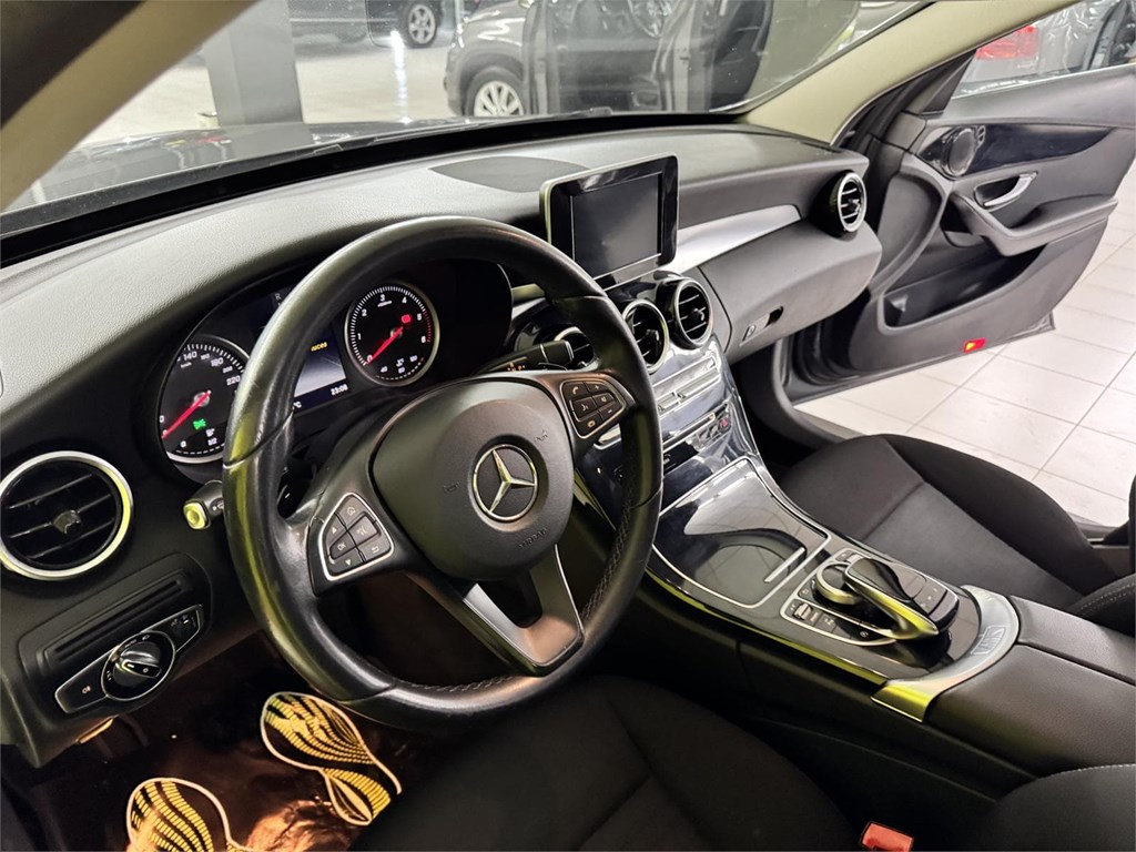 Foto 48 MERCEDES CLASE C