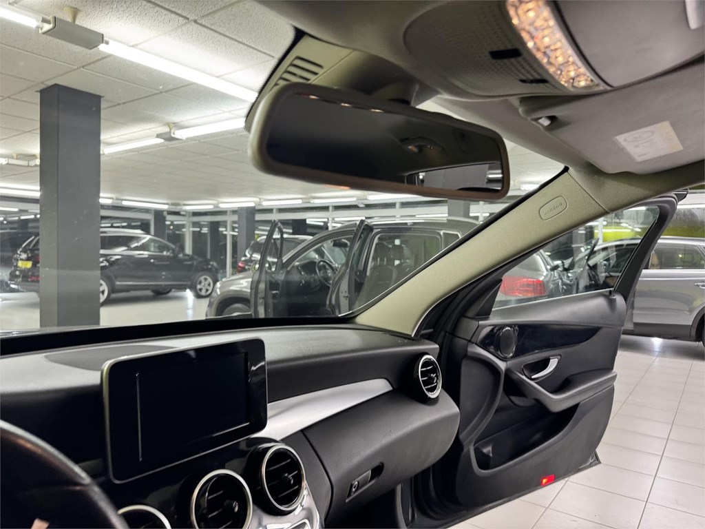 Foto 52 MERCEDES CLASE C