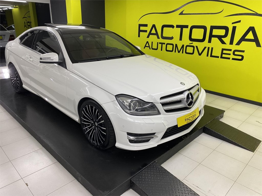 Foto 1 MERCEDES CLASE C