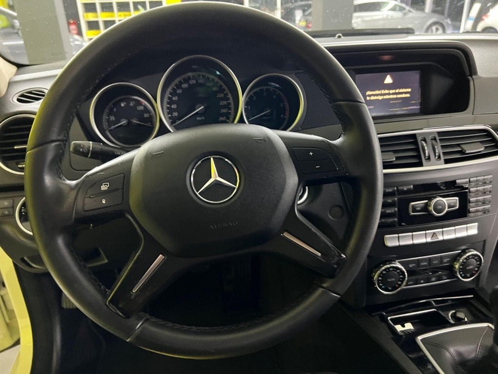 Foto 17 MERCEDES CLASE C