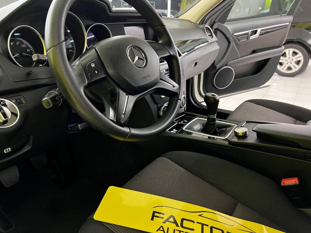Foto 7 MERCEDES CLASE C