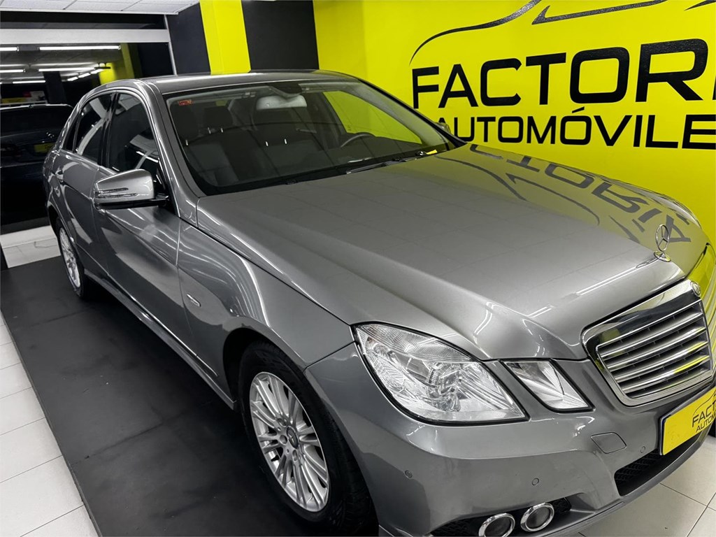 Foto 12 MERCEDES CLASE E220 CDI 
