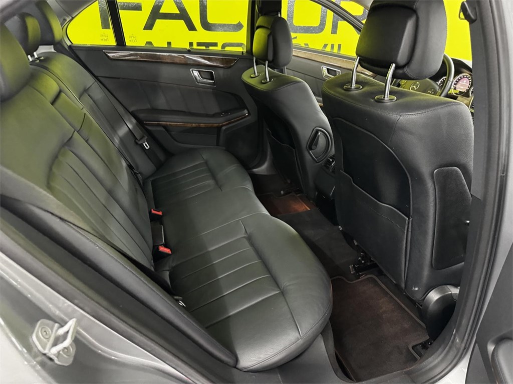 Foto 40 MERCEDES CLASE E220 CDI 
