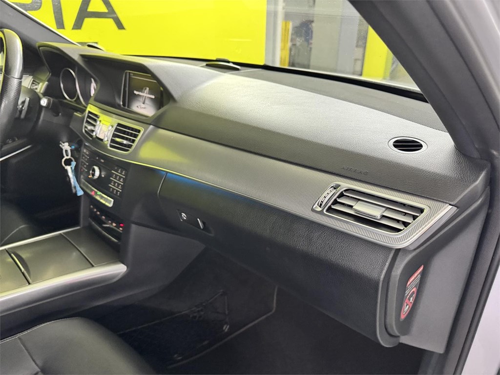 Foto 26 MERCEDES CLASE E