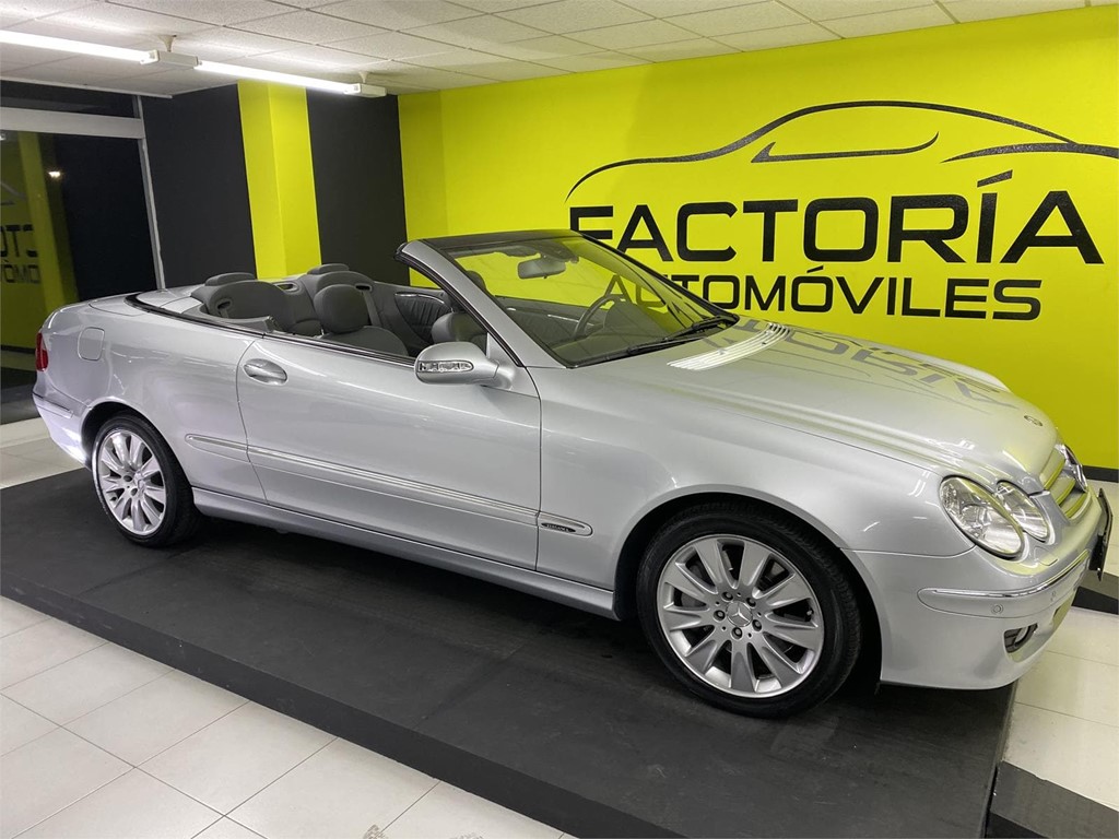Foto 15 MERCEDES CLK 