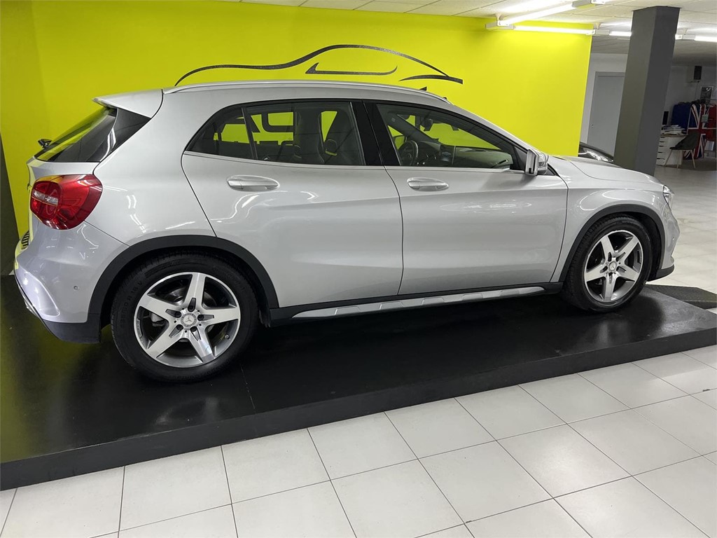 Foto 4 MERCEDES GLA 